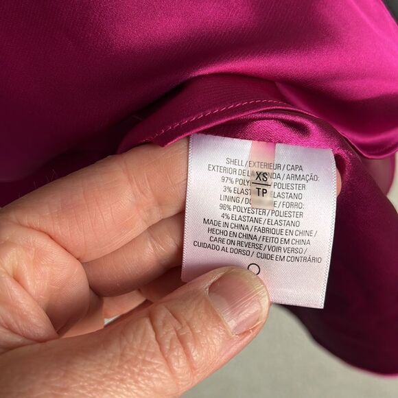 Tahari Blouse Womens XS Pink Satin Halter Neck Sleeveless Tank‎ Top Shirt - Picture 5 of 6